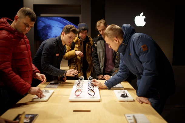 Цитрус открыл первый Apple Shop в КиевеРеклама