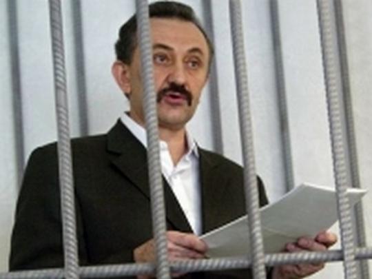 «Cудья-колядник» Зварич вышел на свободу на основании закона Надежды Савченко