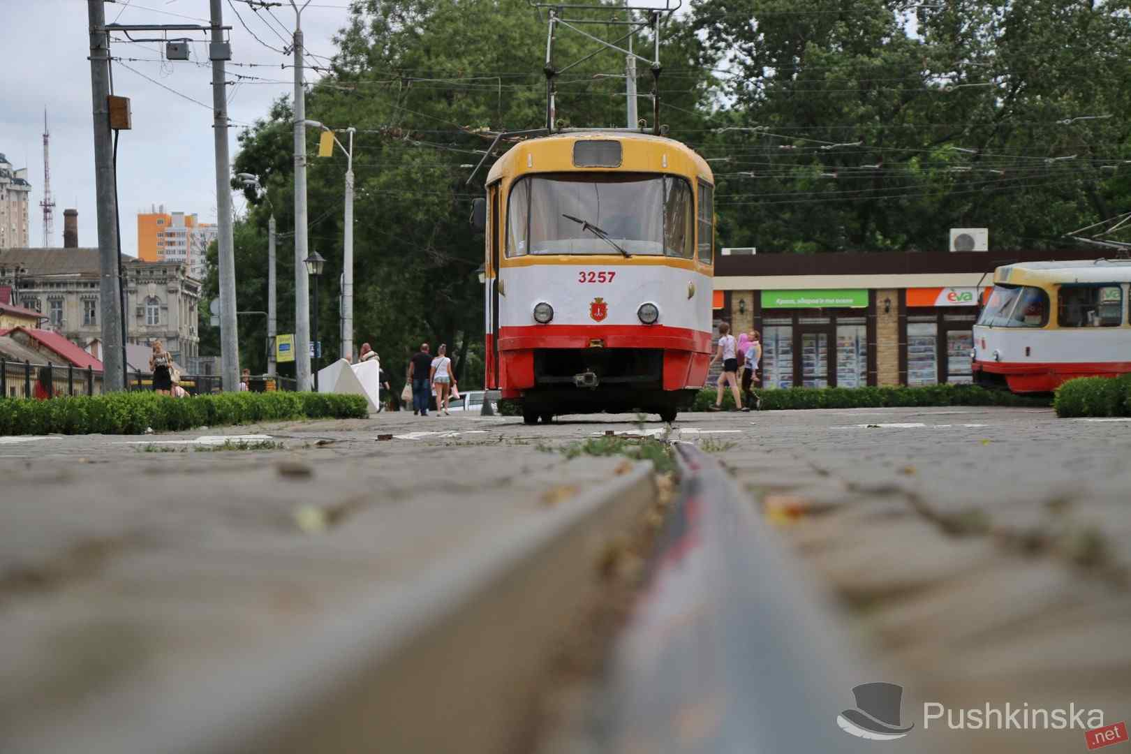 «Электронный билет» в Одессе откладывается - пока мэрия не решит что делать с льготниками
