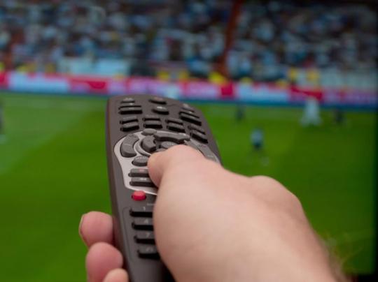 Футбол на TV 13—15 февраля: где смотреть матчи Лиги чемпионов и Лиги Европы