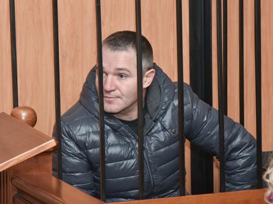 Маньяк заманил мою дочь к себе домой, изнасиловал и выбросил из окна третьего этажа