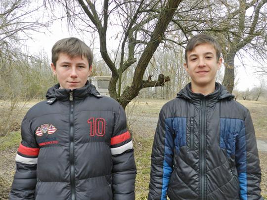 На Херсонщине подростки спасли 10-летнего школьника, упавшего с моста в реку
