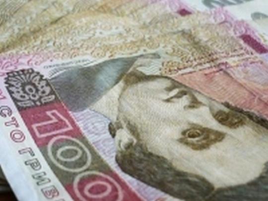 НБУ укрепил гривню на 19 копеек