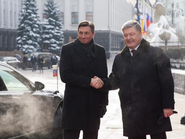 Порошенко поблагодарил президента Словении за четкую позицию по незаконной аннексии Крыма (фото)
