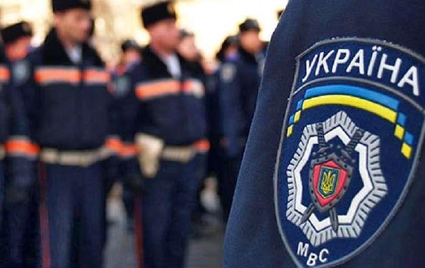 СБУ поймала на взятке двух хмельницких полицейских