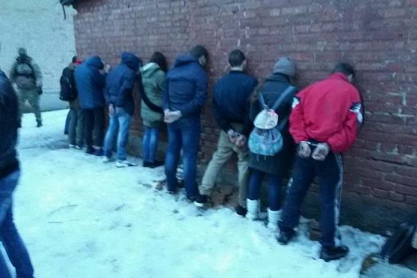 В Кропивницком задержана группировка «White lions», совершившая почти 40 разбойных нападений (фото)
