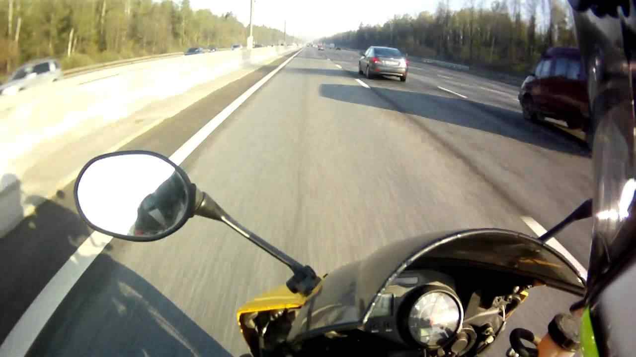 Житель Одесской области угрожал подростку кухонным ножом и хотел украсть его мопед
