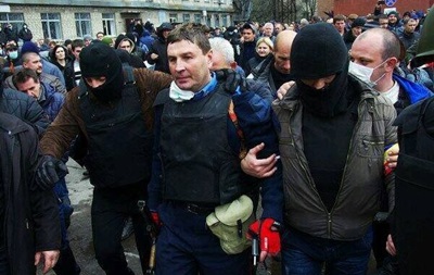 Аваков опроверг информацию о смерти начальника Горловской милиции