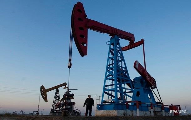 Цена на нефть закрепилась выше $71 за баррель