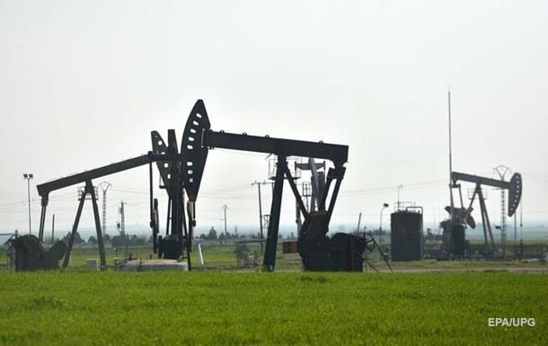 Цены на нефть рухнули на 3%