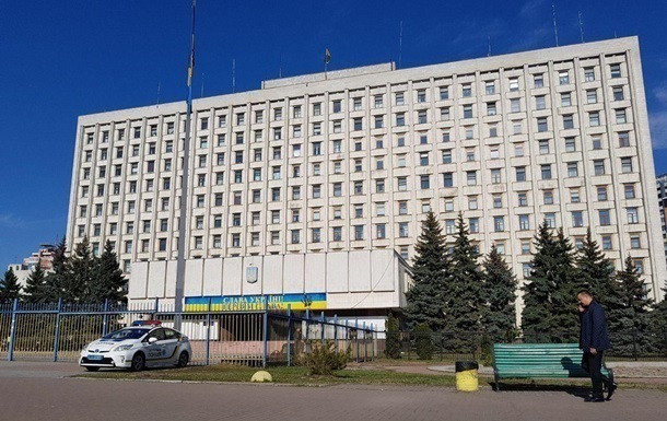 ЦИК в последний день приняла 1200 заявлений