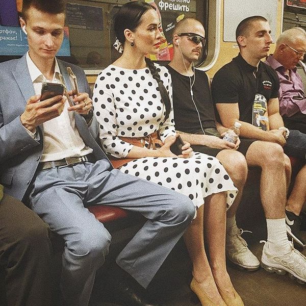 Даша Астафьева засветилась в метро (фото)