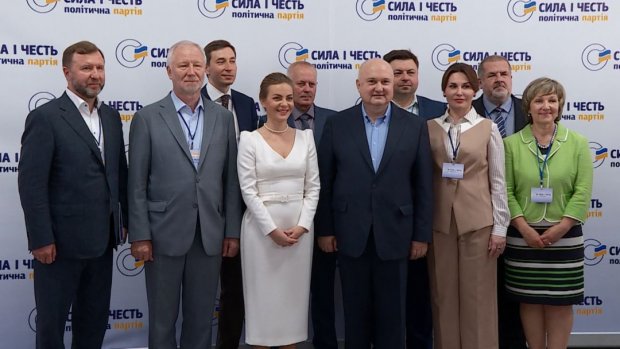 Детальний аналіз партійних списків: чим здивують парламентські вибори