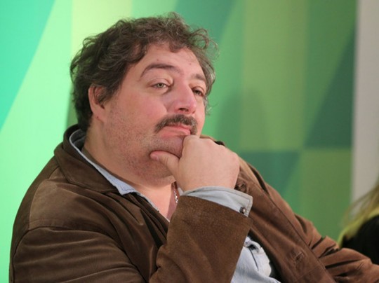 Дмитрий Быков попал в больницу в тяжелом состоянии