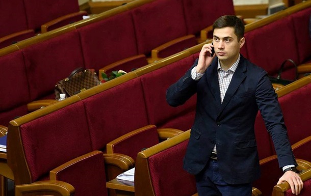 Экс-нардеп Фирсов снова собрался в Раду