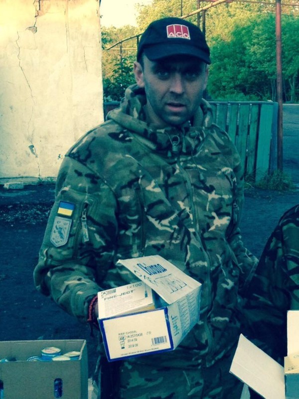 «Это был полковник, который мог сделать кофе солдату»: Андрею Соколенко посмертно присвоили звание Героя Украины «Это был полковник, который мог сделать кофе солдату»: Андрею Соколенко посмертно присвоили звание Героя Украины
