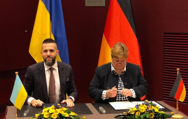 Германия выделит на реформы 82 миллиона евро