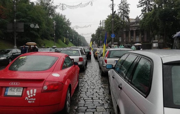 Итоги 11.07: Протест евроблях и штраф ИнтеруСюжет