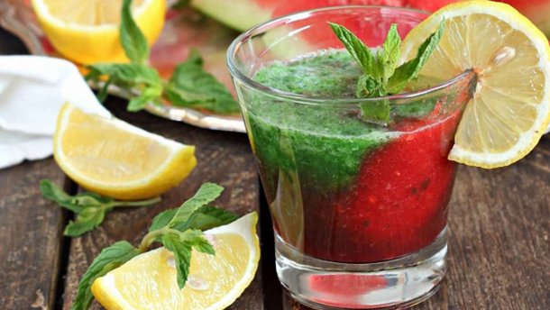 Как приготовить вкусный смузи из арбуза: быстрый рецепт
