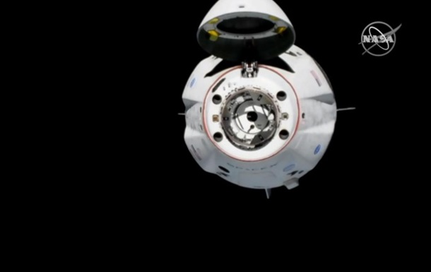 Корабль Crew Dragon пристыковался к МКС