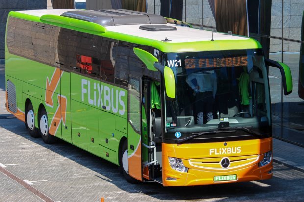 Лидер дешевых автобусных перевозок FlixBus вышел на украинский рынок