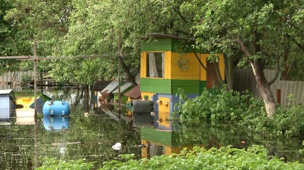 На Львівщині затопило містечко: чи можна було попередити катастрофу