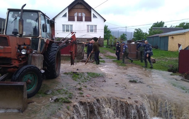 На Прикарпатье оценили ущерб от паводка