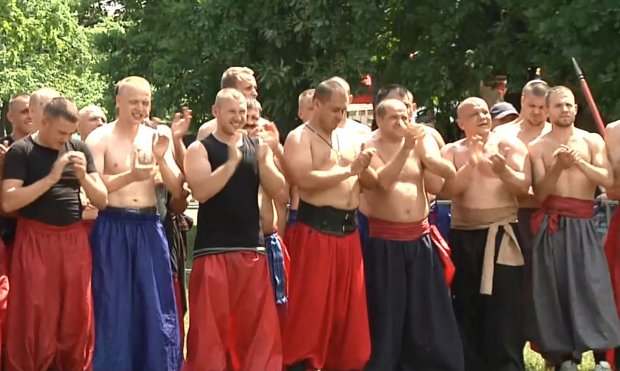 Не просто забава: в Запорожье состоялся чемпионат Украины по казацким боям (видео)