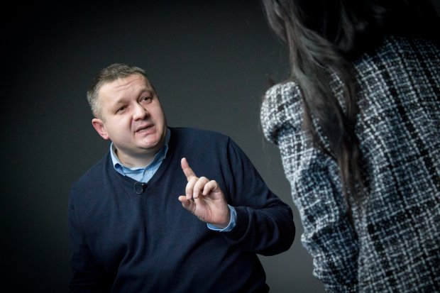Очищення чи піархід: кого виключили зі списку партії Зеленського і що це означає