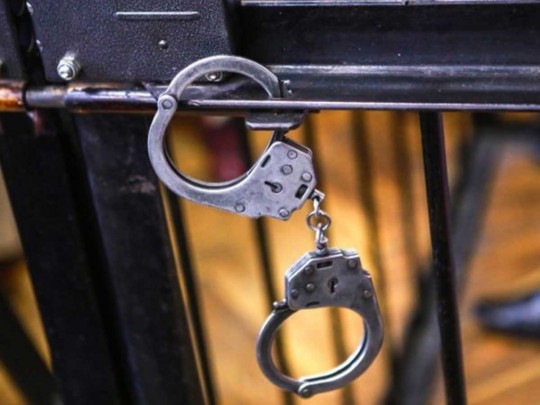 Педофилы в погонах распоясались: в РФ трое офицеров совратили шесть малолетних девочек