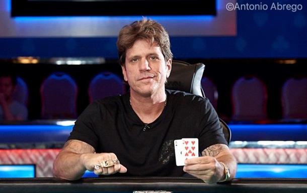 Первый браслет WSOP-2019 взял покерист с 35-летним стажемСпецпроект