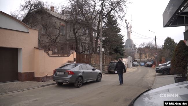 Под грифом секретно: как прикрыли причастность Порошенко к разрушению исторического памятника