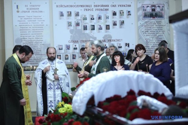Похороны нардепа Дмитрия Тымчука: фото, видео