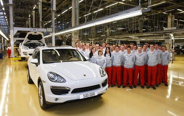 Porsche выплатит всем своим сотрудникам по 9700 евро премии