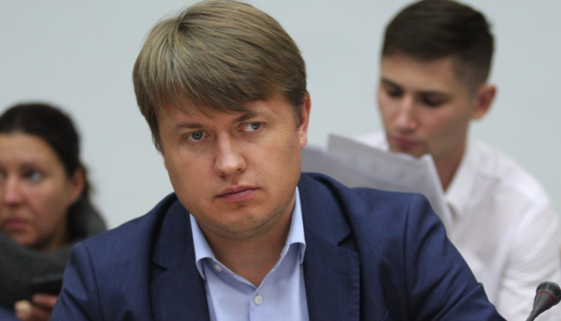 Послуга Ахметову: які рішення ухвалив уряд перед відставкою Гройсмана