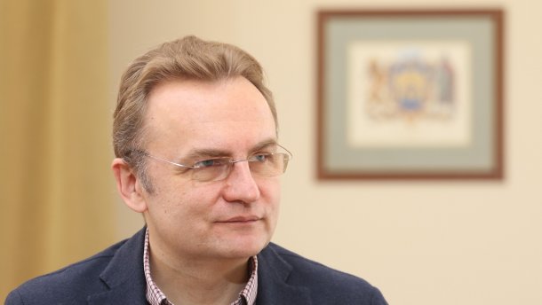 Садовый призывает созвать СНБО из-за медведчуковской пропаганды