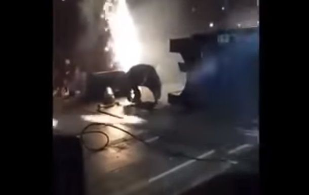 Сеть бурно обсуждает видео с падением Газманова