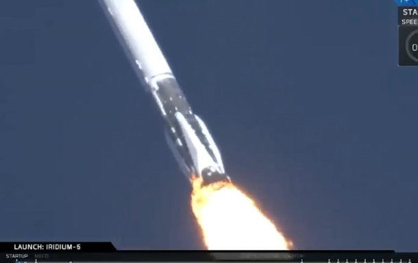 SpaceX запустила обновленную версию Falcon 9