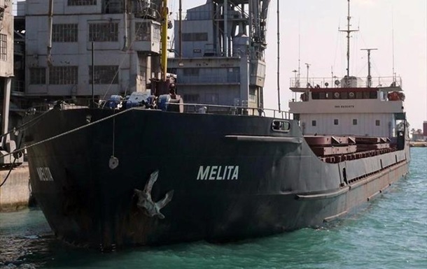 Сухогруз под флагом РФ из-за шторма попал в территориальные воды Украины
