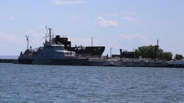 Українські кораблі, які Росія захопила на Азові, знайшлися: фотодоказ