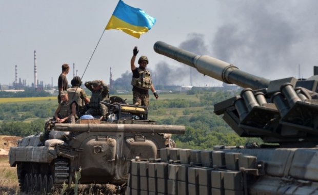 Українські партії: що планують робити з війною та куди тримають курс?