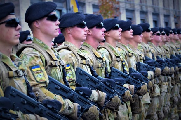 Українські партії: що планують робити з війною та куди тримають курс?
