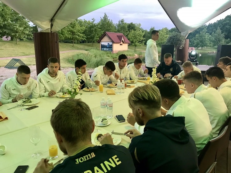 Украина в фартовом Львове унизила Сербию — 5:0: хроника и видеообзор матча отбора к Евро-2020
