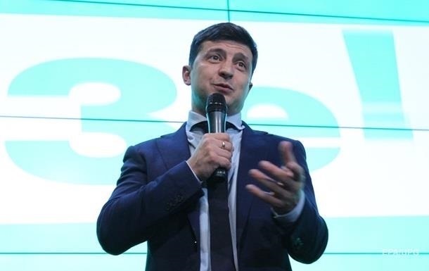 Украинцы знают цену паспорту России – Зеленский