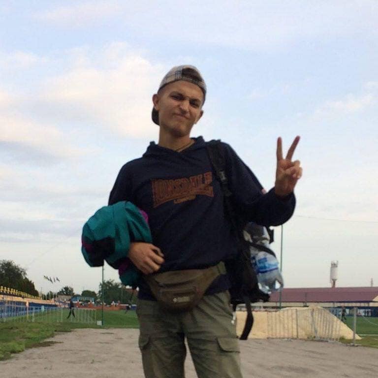 Умер доброволец с позывным Смурфик, спасавший жизни бойцов на передовой (фото)