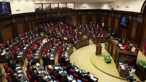 В Армении закончились досрочные парламентские выборы: на них произошло более 100 нарушений