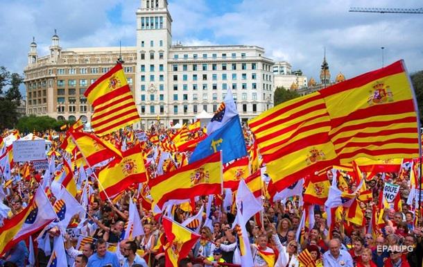В Барселоне митинговали за единство с Испанией