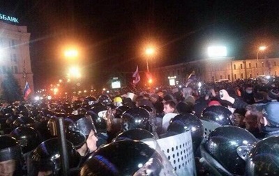 В Харькове без применения оружия освободили здание ОГА – Аваков