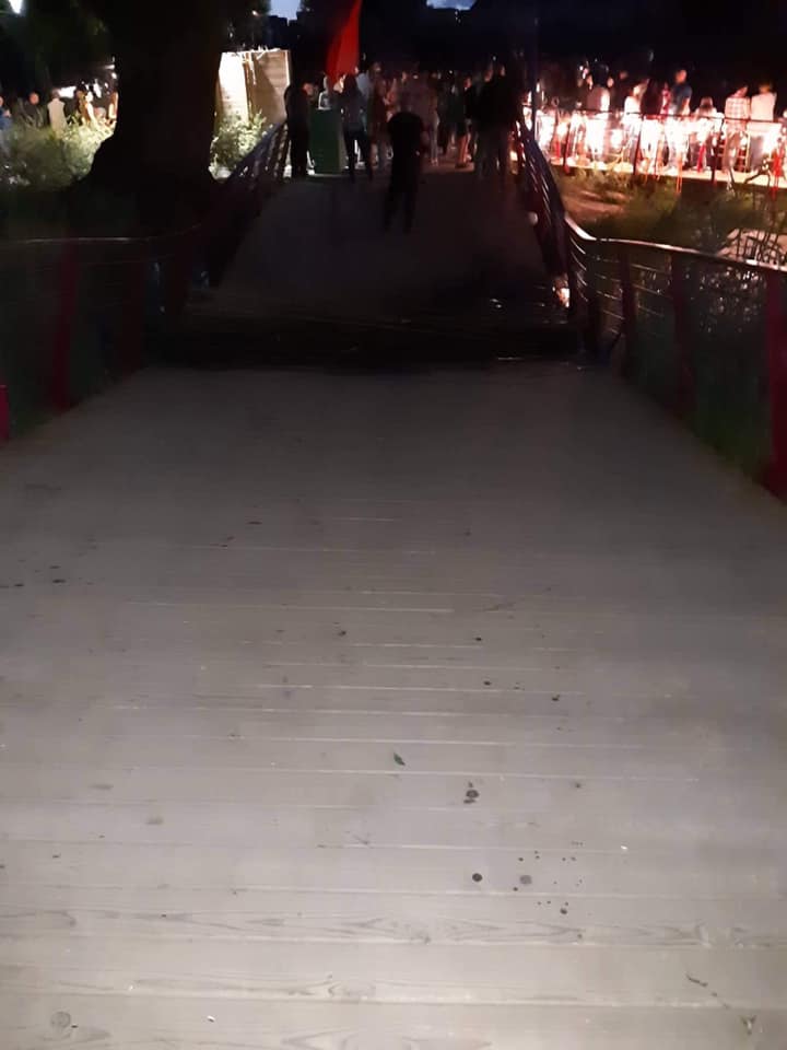 В Ирпене под Киевом во время празднования Ивана Купала обвалился мост (фото)