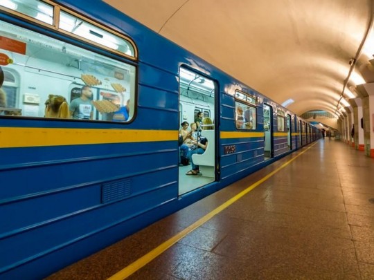 В Киеве 11 мая могут ограничить вход на станции метро